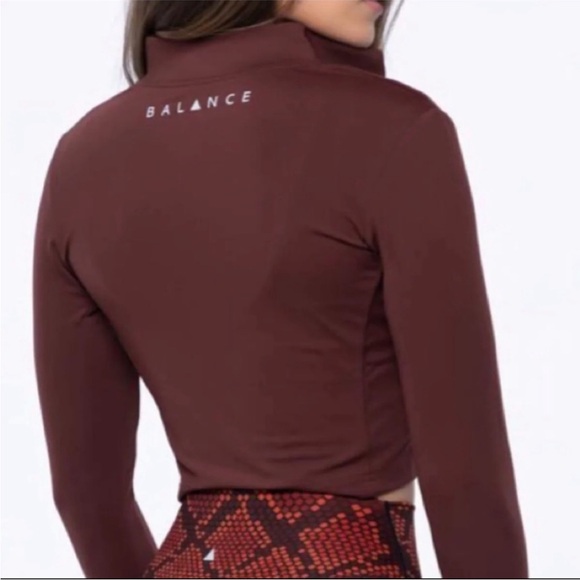 BALANCE ATHLETICA Kodiak Cropped Elevate Zip Jacket, Size MEDIUM - Picture 2 of 6